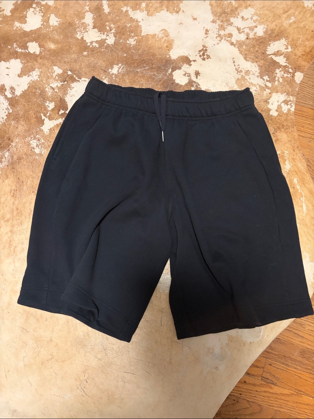 Lululemon Scuba Bermuda Shorts size L